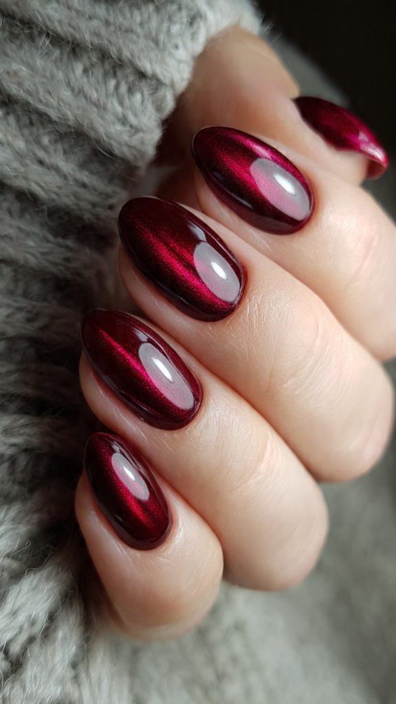 Red Cat Eye Nail