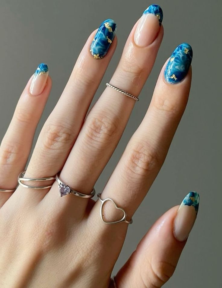 Marble Nails Inspired by the Ocean