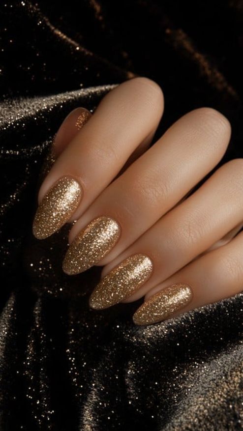 Shiny Gold Glitter Nails