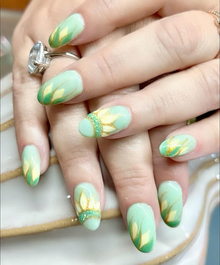 Tiana Inspired Emerald Green Princess Nails