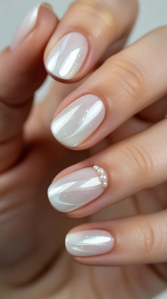White Chrome Short Nails